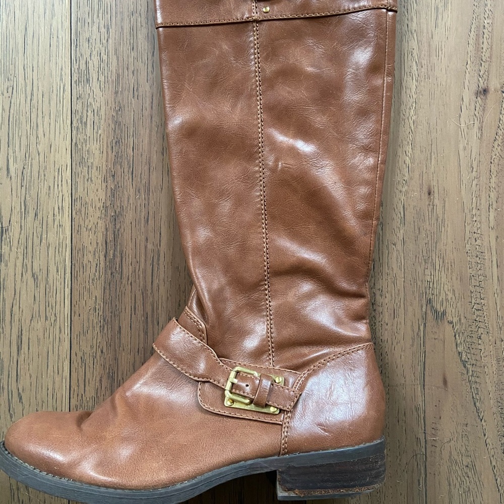 Dolce Vita mahogany riding boots